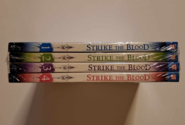 Strike the Blood: Gesamtausgabe - NEU